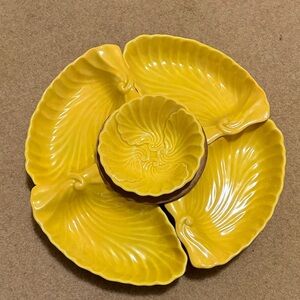 Yellow Shell-Shaped Ceramic Serving Platter Set